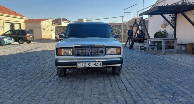 LADA (VAZ) 2107 2006, 221,000 km - 1.6 l - Bakı