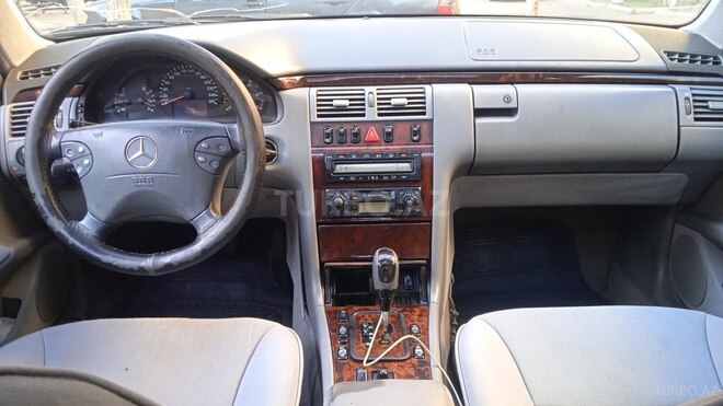 Mercedes E 220 2000, 527,000 km - 2.2 л - Bakı