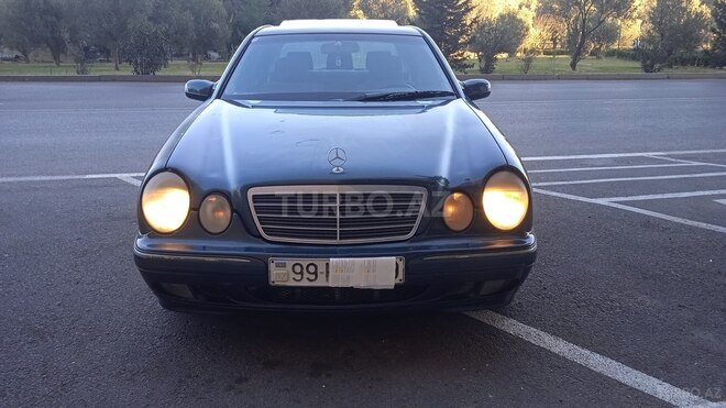 Mercedes E 220 2000, 527,000 km - 2.2 л - Bakı