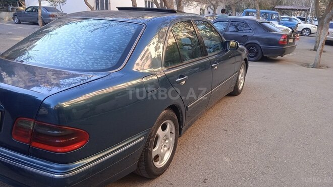 Mercedes E 220 2000, 527,000 km - 2.2 л - Bakı
