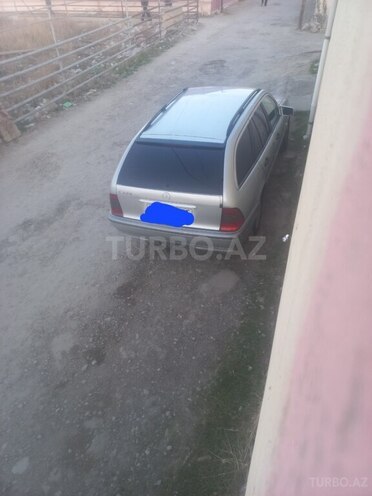 Mercedes C 220 1999, 430,000 km - 2.2 l - Bakı