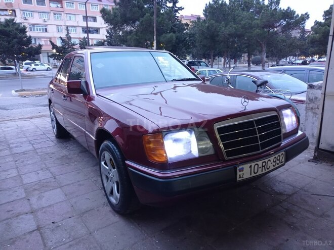 Mercedes E 230 1990, 150,000 km - 2.3 l - Sumqayıt