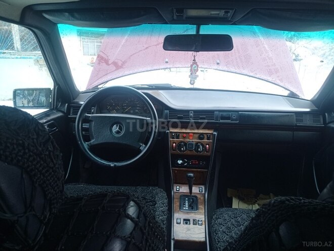 Mercedes E 230 1990, 150,000 km - 2.3 l - Sumqayıt