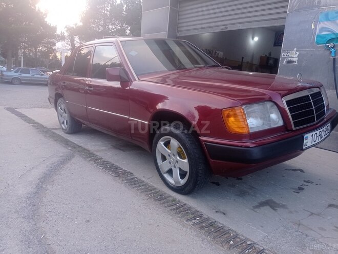 Mercedes E 230 1990, 150,000 km - 2.3 l - Sumqayıt