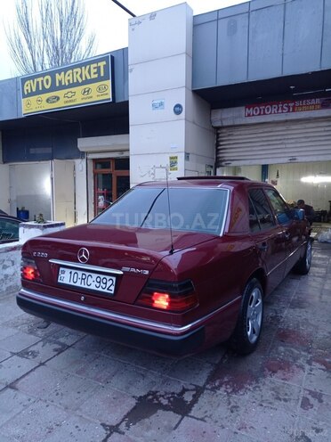 Mercedes E 230 1990, 150,000 km - 2.3 l - Sumqayıt