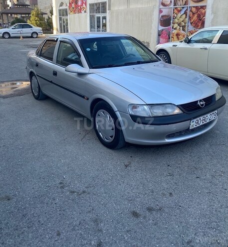 Opel Vectra 1998, 235,000 km - 1.6 л - Sumqayıt
