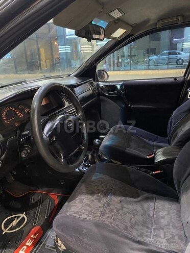Opel Vectra 1998, 235,000 km - 1.6 л - Sumqayıt