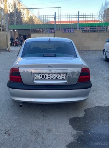 Opel Vectra 1998, 235,000 km - 1.6 л - Sumqayıt
