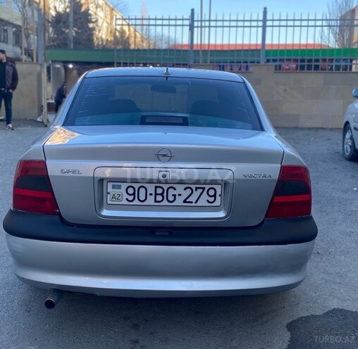 Opel Vectra 1998, 235,000 km - 1.6 л - Sumqayıt