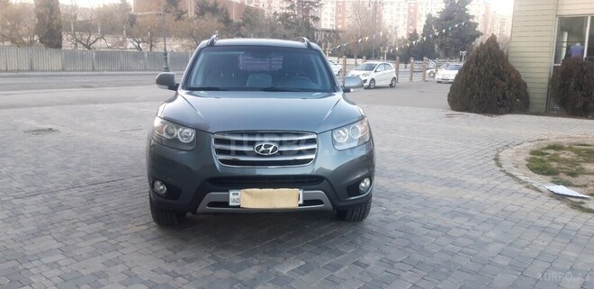 Hyundai Santa Fe 2011, 179,000 km - 2.0 l - Bakı