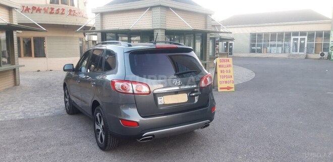 Hyundai Santa Fe 2011, 179,000 km - 2.0 l - Bakı