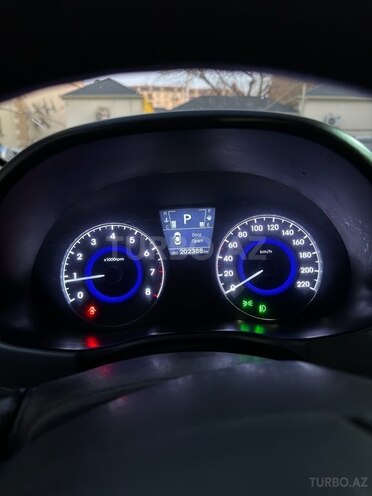 Hyundai Accent 2012, 202,388 km - 1.6 л - Bakı