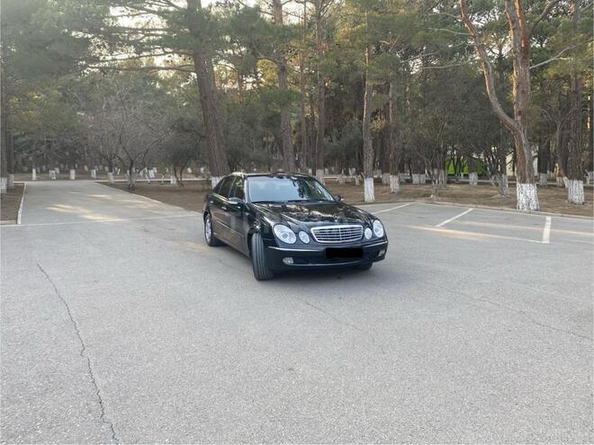 Mercedes E 240 2002, 278,000 km - 2.4 l - Sumqayıt