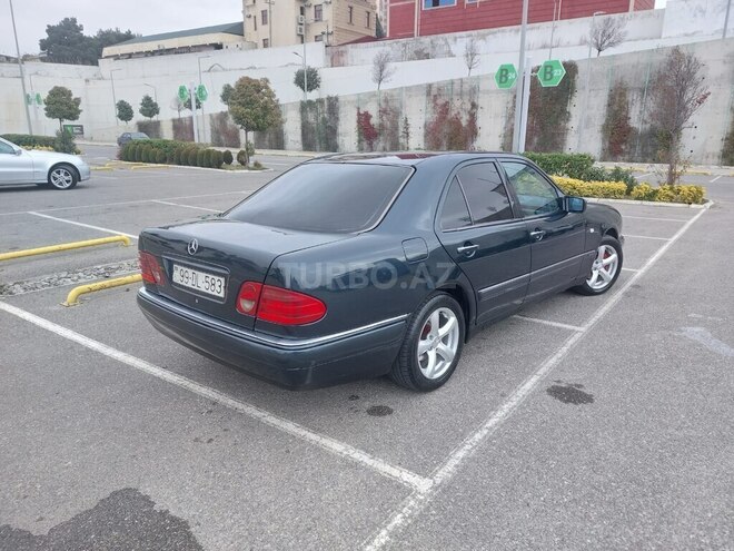 Mercedes E 220 1998, 374,100 km - 2.2 l - Bərdə