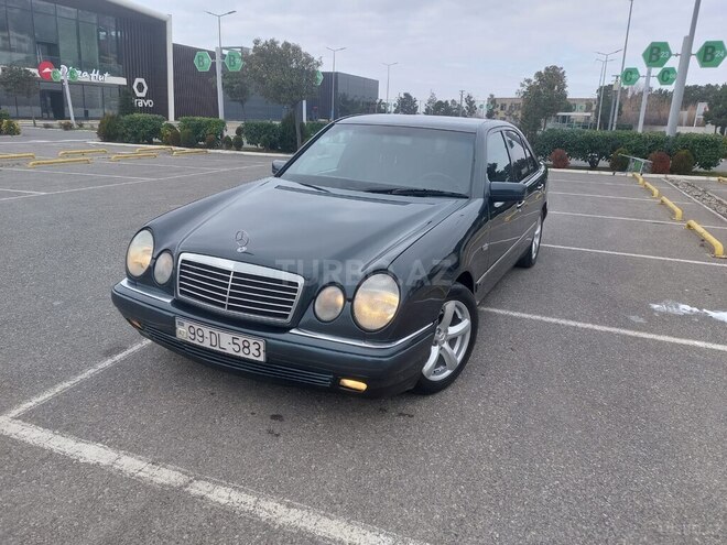 Mercedes E 220 1998, 374,100 km - 2.2 l - Bərdə