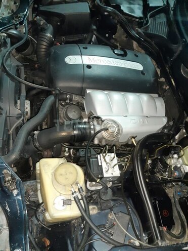 Mercedes E 220 1998, 374,100 km - 2.2 l - Bərdə