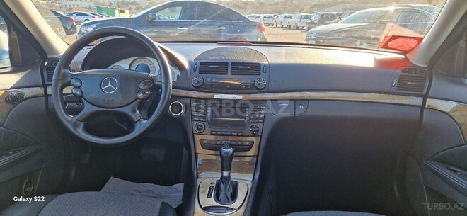 Mercedes E 220 2007, 275,000 km - 2.2 l - Bakı