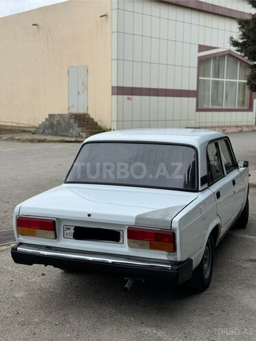 LADA (VAZ) 2107 2006, 91,000 km - 1.6 l - Xudat