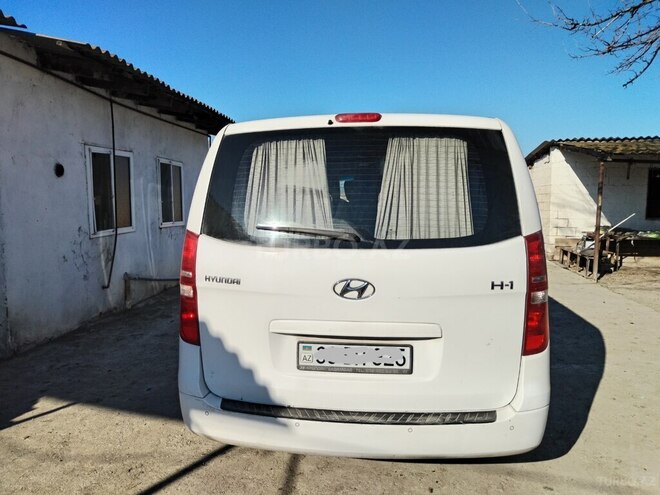 Hyundai H-1 2014, 261,500 km - 2.5 l - Kürdəmir