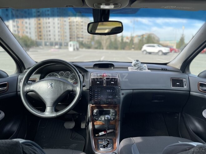 Peugeot 307 2004, 261,416 km - 2.0 l - Sumqayıt