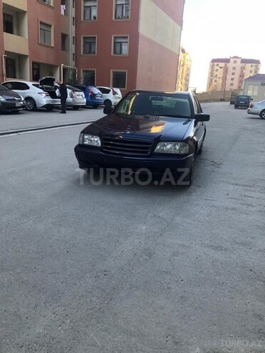 Mercedes C 220 1998, 385,000 km - 2.2 l - Bakı