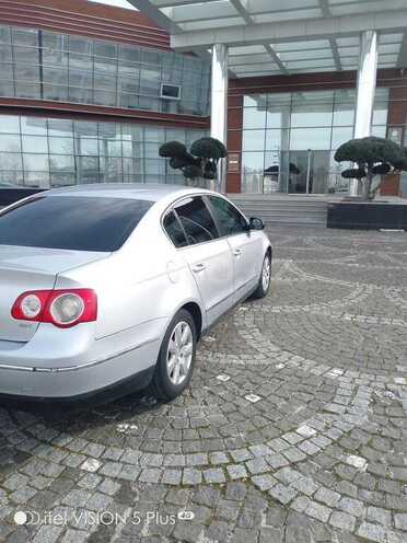 Volkswagen Passat 2005, 418,500 km - 2.0 л - Bakı