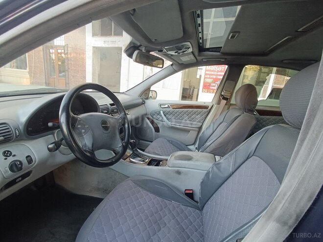 Mercedes C 200 2002, 337,000 km - 2.0 l - Sumqayıt