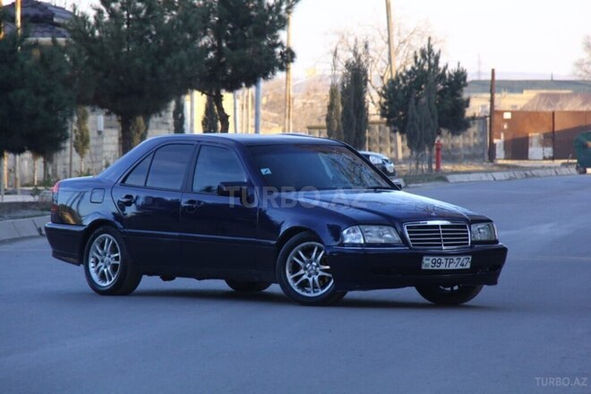 Mercedes C 180 1995, 200,000 km - 1.8 l - Gəncə