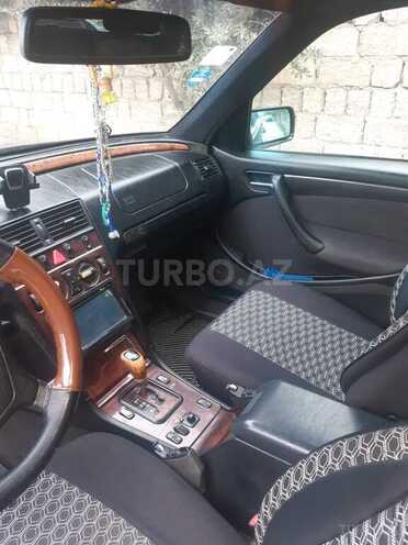 Mercedes C 220 2000, 410,170 km - 2.2 l - Bakı