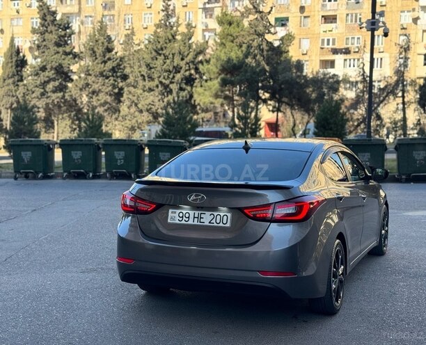 Hyundai Elantra 2015, 236,574 km - 1.8 l - Bakı