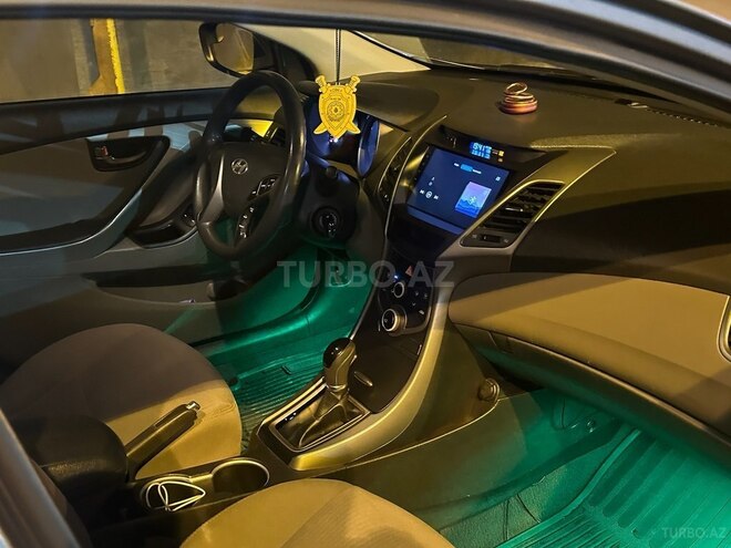Hyundai Elantra 2015, 236,574 km - 1.8 l - Bakı