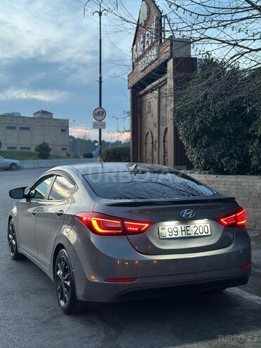 Hyundai Elantra 2015, 236,574 km - 1.8 l - Bakı