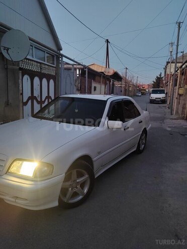 Mercedes C 200 1999, 380,000 km - 2.0 l - Bakı