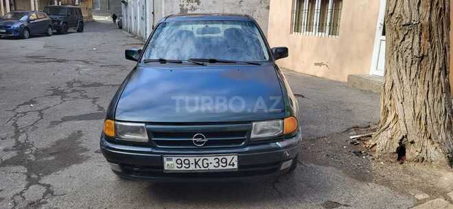 Opel Astra 1993, 297,000 km - 1.6 l - Bakı