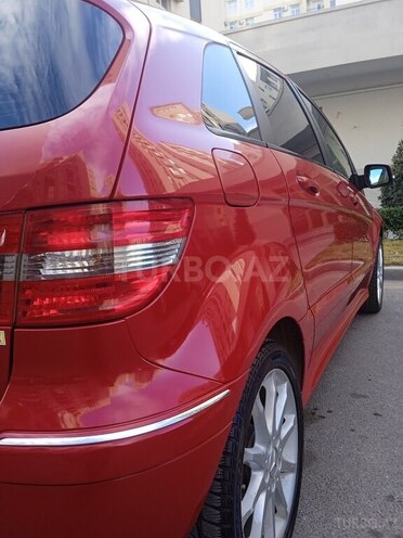 Mercedes B 180 2010, 91,850 km - 1.7 л - Bakı