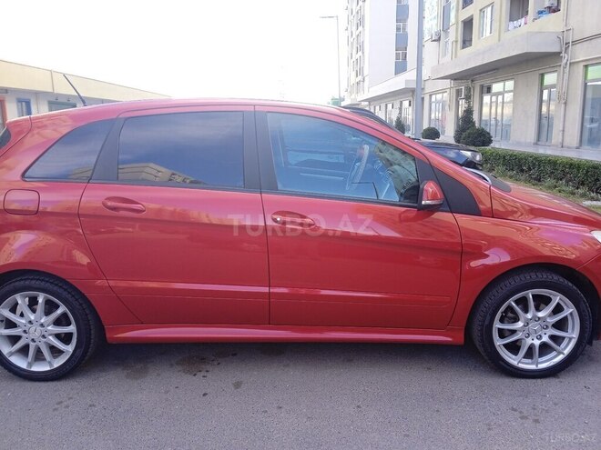 Mercedes B 180 2010, 91,850 km - 1.7 л - Bakı