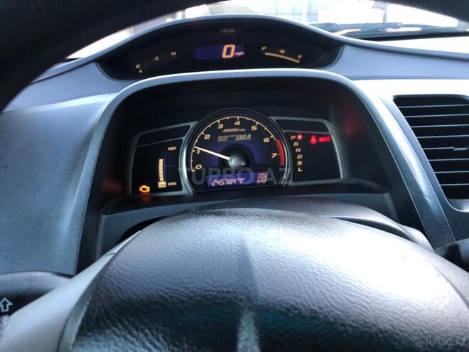 Honda Civic 2006, 399,000 km - 1.3 л - Bakı