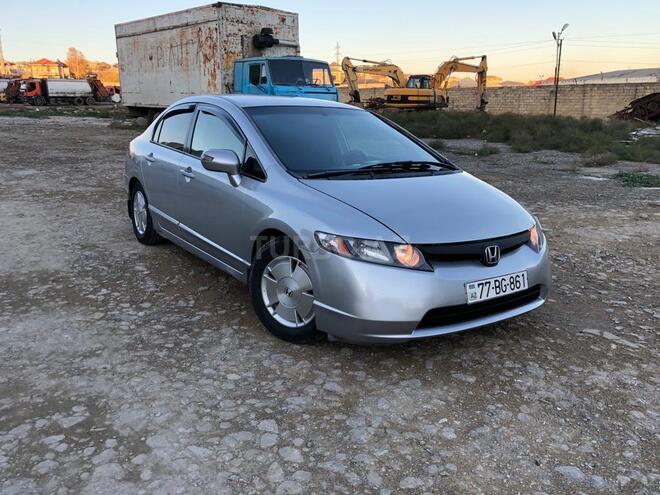 Honda Civic 2006, 399,000 km - 1.3 л - Bakı