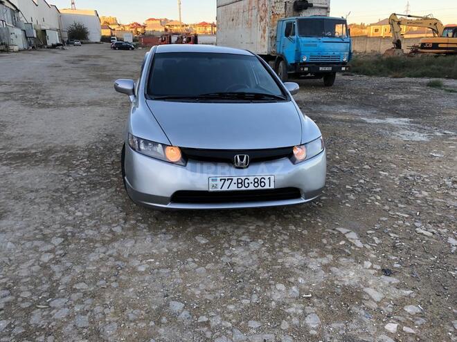 Honda Civic 2006, 399,000 km - 1.3 л - Bakı