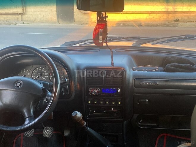 GAZ 31105 2004, 288,200 km - 2.4 l - Bakı