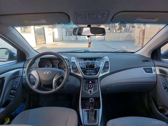 Hyundai Elantra 2015, 202,777 km - 1.8 l - Bakı