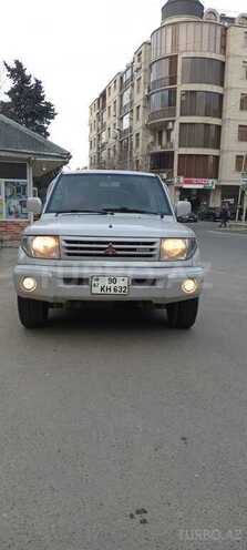 Mitsubishi Pajero io 1999, 420,000 km - 1.8 l - Bakı