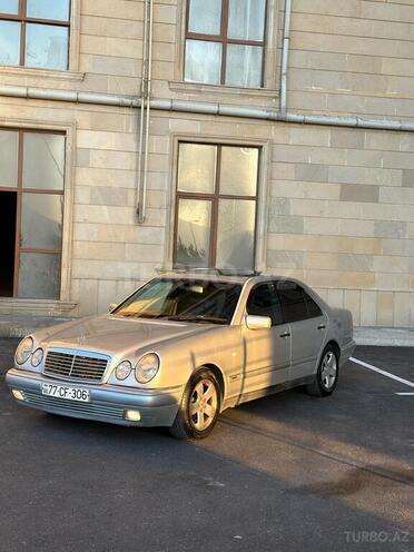 Mercedes E 280 1997, 320,000 km - 2.8 l - Bakı