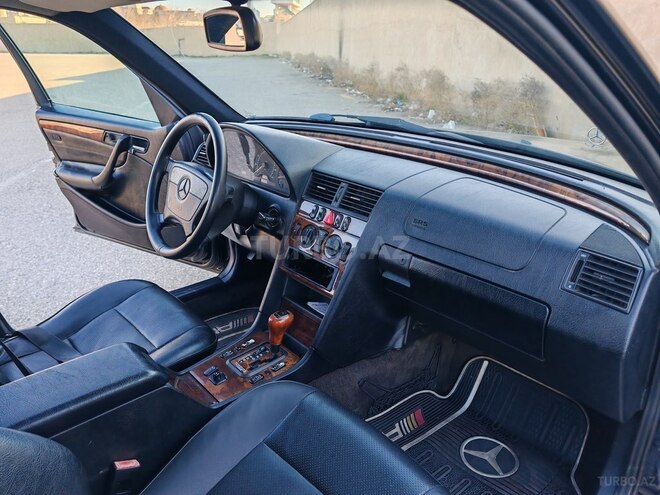 Mercedes C 230 1999, 278,000 km - 2.3 л - Bakı