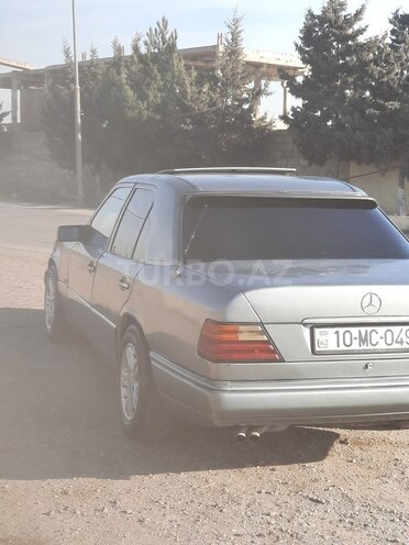 Mercedes E 300 1993, 16,000 km - 3.0 л - Bakı