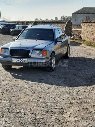 Mercedes E 300 1993, 16,000 km - 3.0 л - Bakı