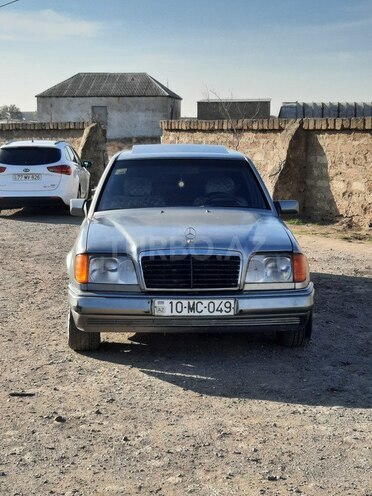 Mercedes E 300 1993, 16,000 km - 3.0 л - Bakı