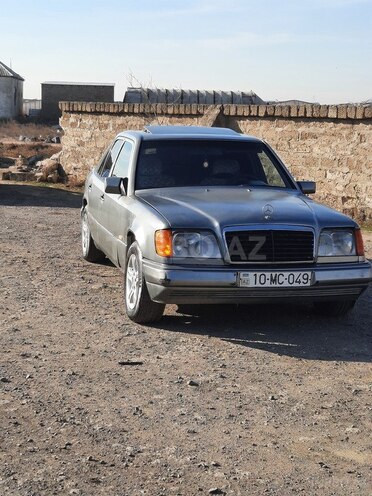Mercedes E 300 1993, 16,000 km - 3.0 л - Bakı