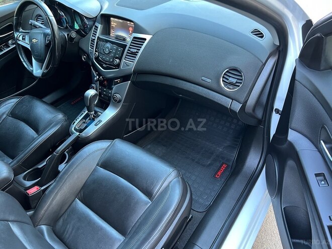 Chevrolet Cruze 2015, 226,000 km - 1.4 л - Gəncə