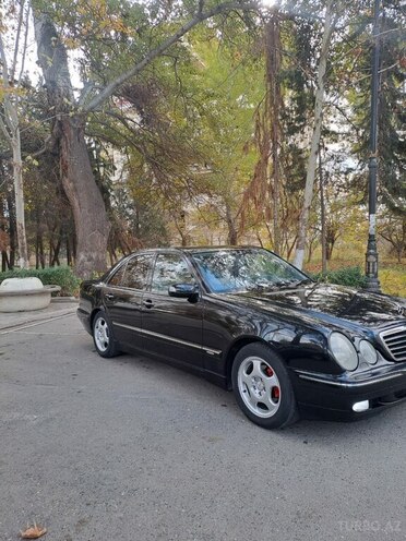 Mercedes E 240 1999, 283,238 km - 2.4 l - Yevlax